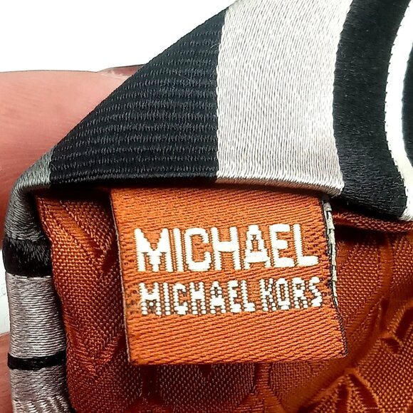 Michael Kors Men's Tie Black Gray White Diagonal Striped 100% Silk Necktie 59"L - Picture 8 of 11